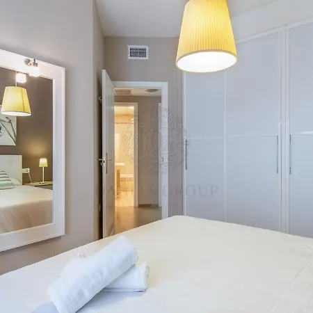 El Faro See View By Dahlia Group Apartment